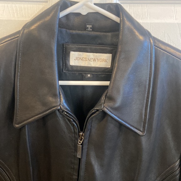 Jones New York Black Leather Jacket Size Med - Picture 3 of 3